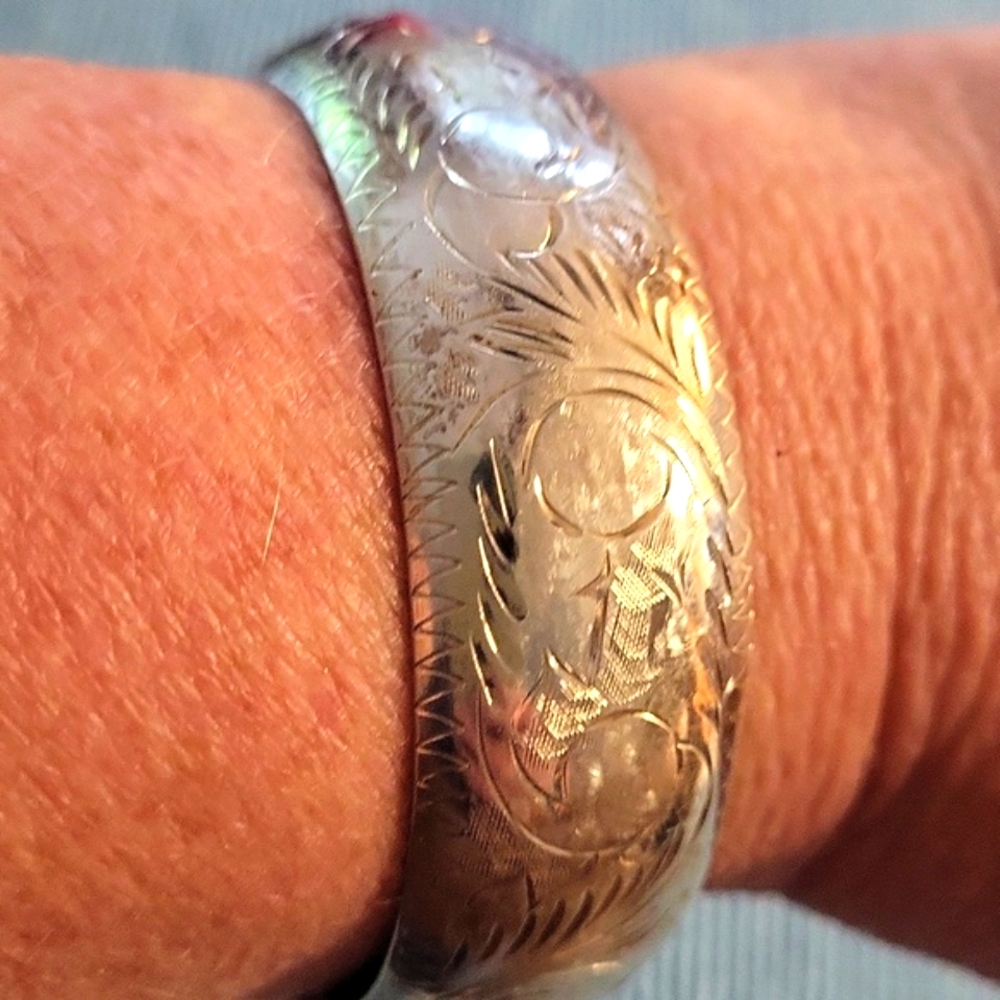 Sterling silver chunky bangle bracelet - Picture 6 of 6